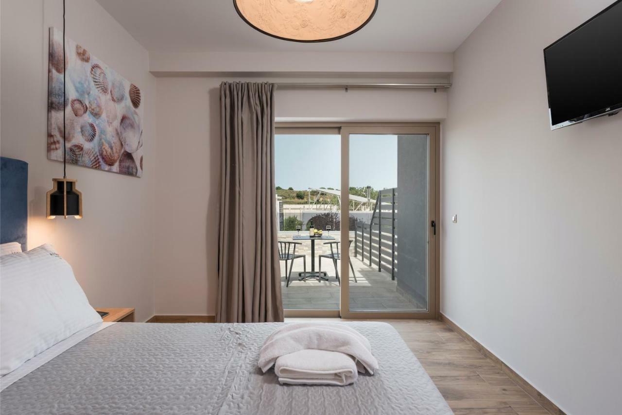Aequor Luxury Rooms & Apartments Kato Daratso Exterior photo